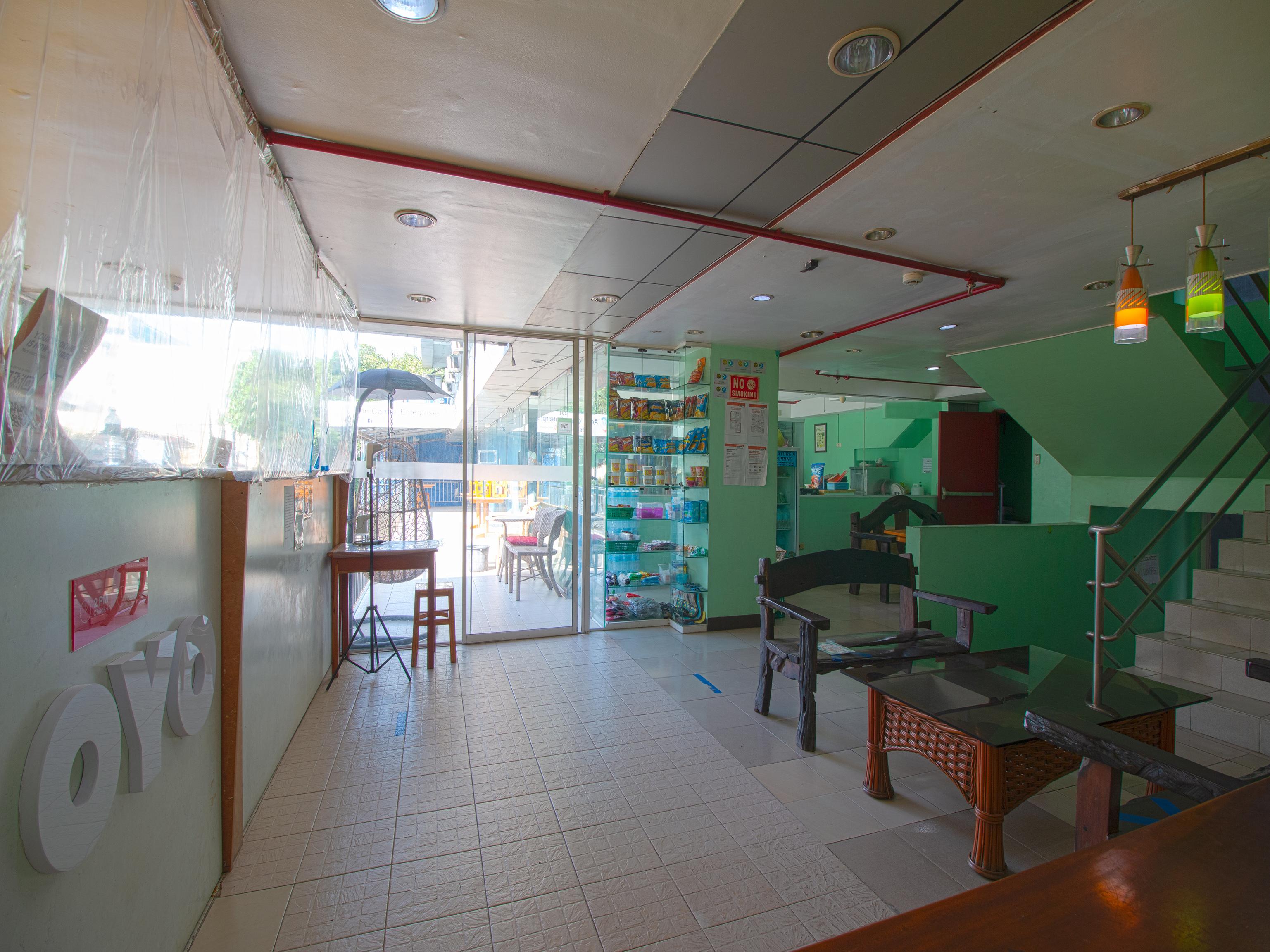 Oyo 677 Roseate Pensione Cebu Stadt Exterior foto